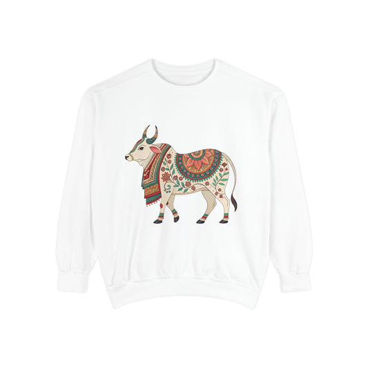 Indian Madhubani & Indian Bull - Boho Bull Design Unisex Sweatshirt – Cozy & Stylish for Everyday Wear